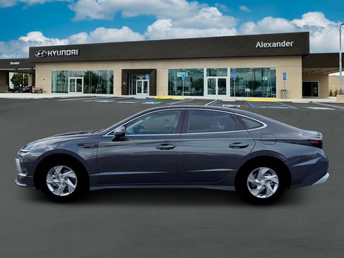 New 2026 Hyundai Sonata SE image 3