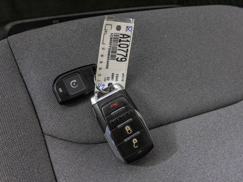 Used 2022 RAM 1500 Big Horn AWD/4WD image 30
