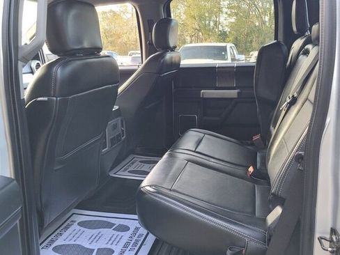 Used 2019 Ford F250 Lariat w/ Chrome Package image 7