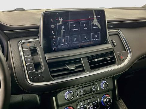 Used 2023 GMC Yukon AT4 w/ AT4 Premium Package AWD/4WD image 17