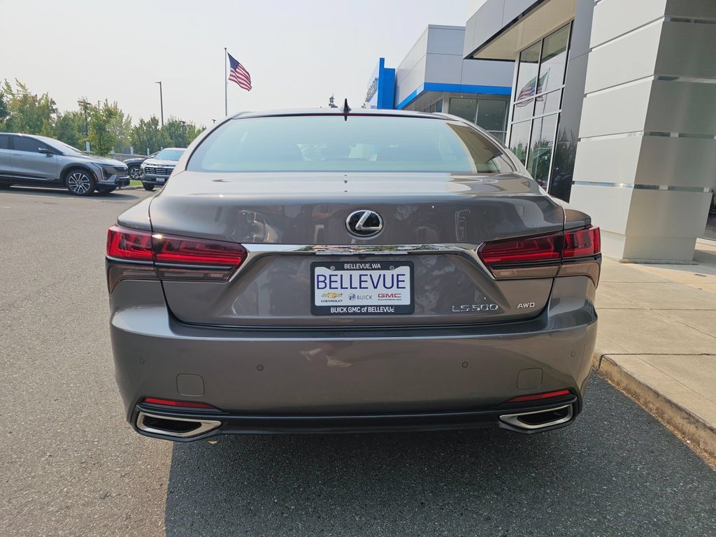 Used 2021 Lexus LS 500 AWD w/ Interior Upgrade Package image 6