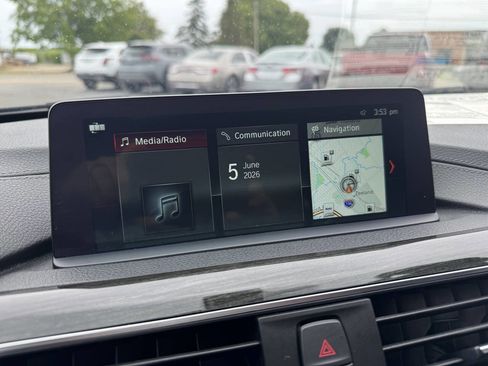 Used 2018 BMW 340i xDrive Sedan AWD/4WD image 11