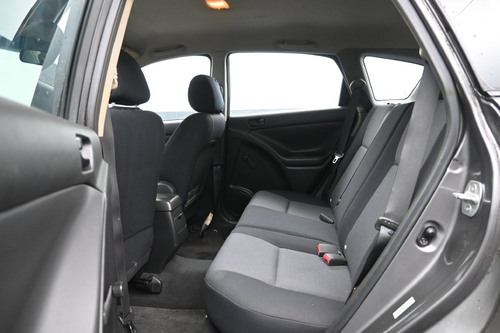 Used 2008 Pontiac Vibe FWD image 19