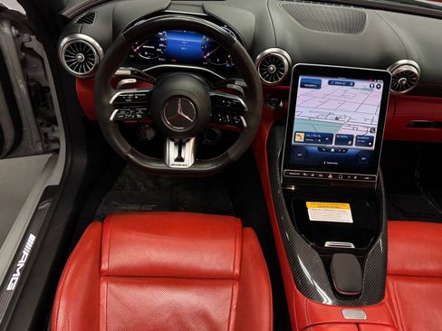 Used 2022 Mercedes-Benz SL 63 AMG 4MATIC image 29