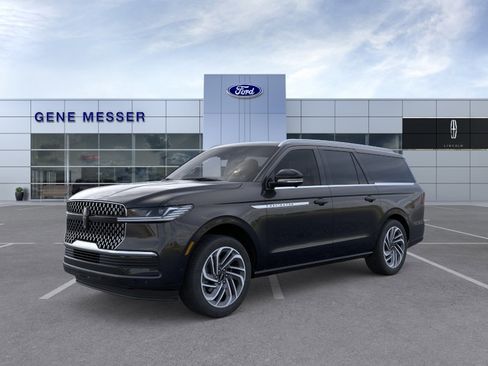 New 2026 Lincoln Navigator L Reserve AWD/4WD image 23