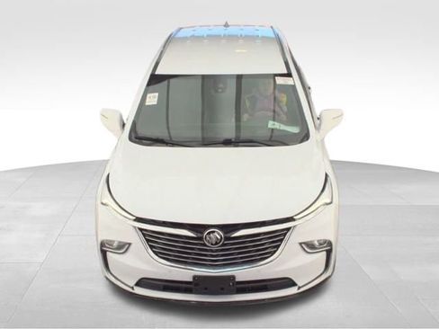 Used 2022 Buick Enclave Premium image 2