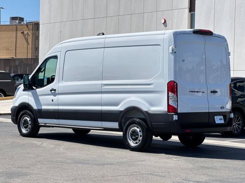 New 2026 Ford Transit 150 148 Medium Roof w/ Load Area Protection Package RWD image 5