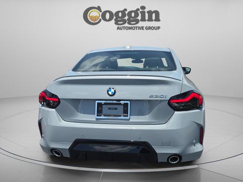 New 2026 BMW 230i Coupe w/ Premium Package RWD image 4