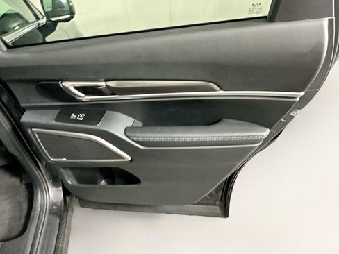 Used 2025 Kia Telluride S FWD image 32