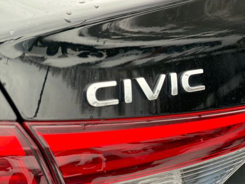 Used 2024 Honda Civic Sport image 13