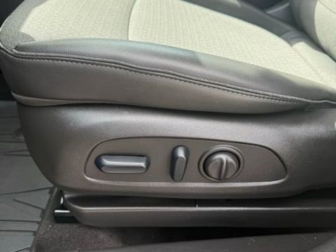 Used 2023 Buick Encore GX Select w/ Safety Package II AWD/4WD image 16
