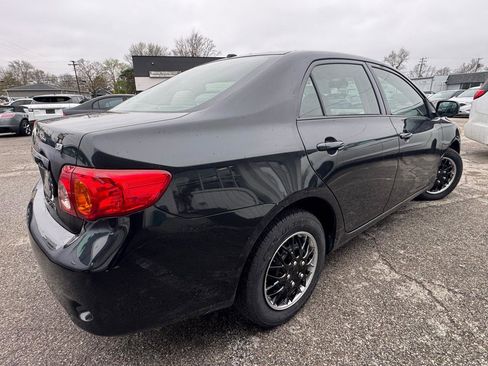 Used 2010 Toyota Corolla LE image 7