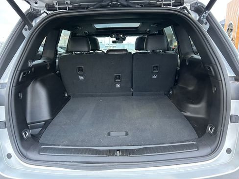 New 2025 Jeep Grand Cherokee Limited w/ Black Appearance Package image 28