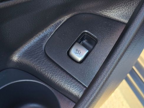 Used 2023 Mercedes-Benz E 450 4MATIC Sedan image 39