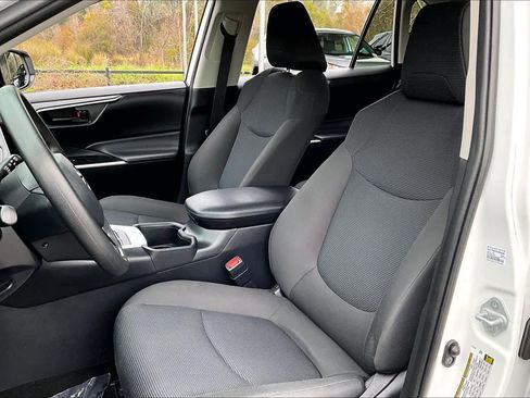 Certified 2024 Toyota RAV4 LE image 8