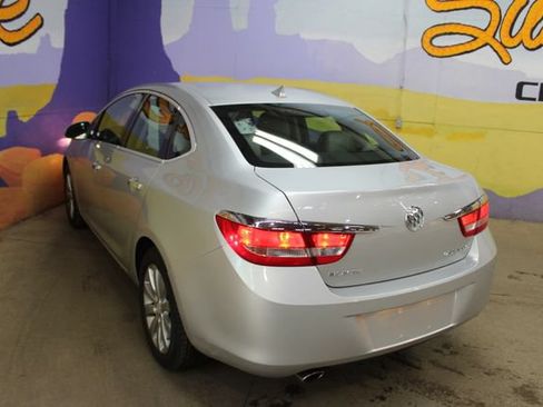Used 2013 Buick Verano FWD image 6