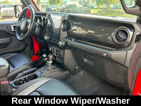 Used 2022 Jeep Wrangler Unlimited Sport image 34