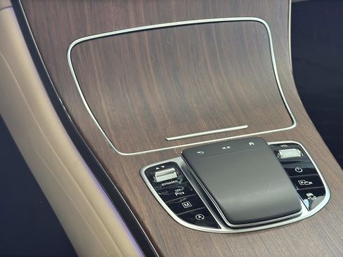 Certified 2022 Mercedes-Benz GLC 300 image 38