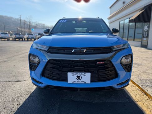 Used 2023 Chevrolet TrailBlazer RS w/ Sun and Liftgate Package image 7