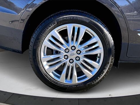 Used 2017 Cadillac XT5 Premium Luxury w/ Driver Assist Package image 36