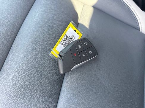 Used 2025 Honda Prologue Touring image 25
