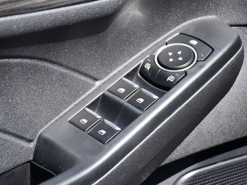 Used 2023 Ford Escape Platinum w/ Premium Technology Package AWD/4WD image 24