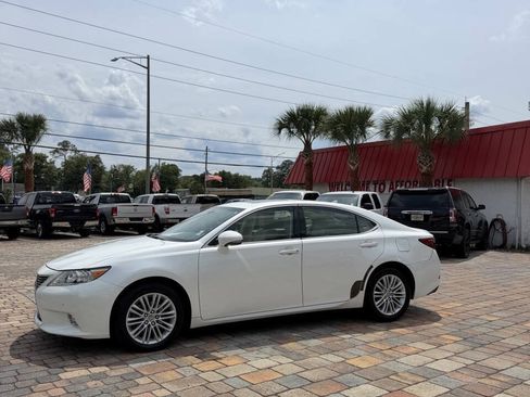 Used 2013 Lexus ES 350 w/ Luxury Pkg FWD image 11