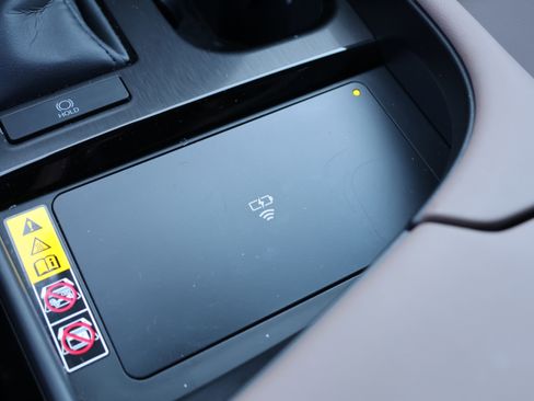 Used 2025 Lexus ES 350 w/ Premium Package image 29