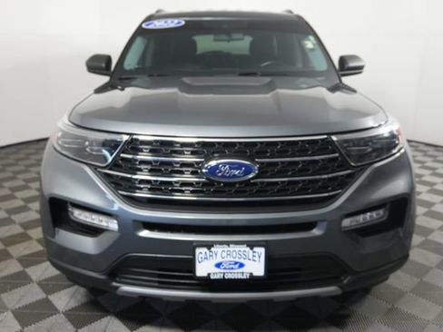 Used 2022 Ford Explorer XLT w/ Equipment Group 202A AWD/4WD image 8