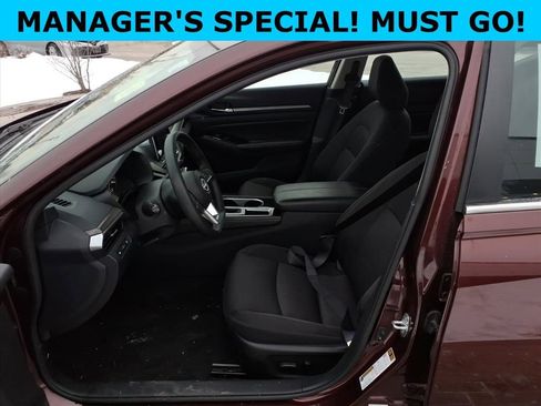 Used 2023 Nissan Altima 2.5 SV image 19