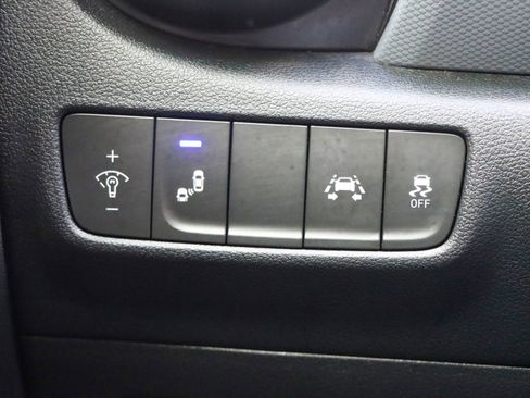 Used 2020 Hyundai Kona SEL image 27