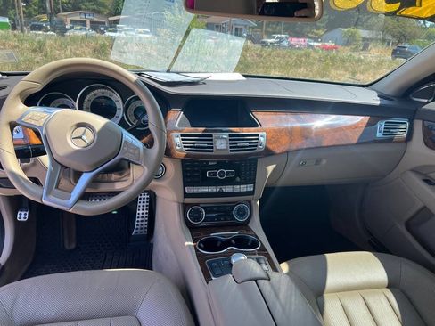 Used 2012 Mercedes-Benz CLS 550 image 14