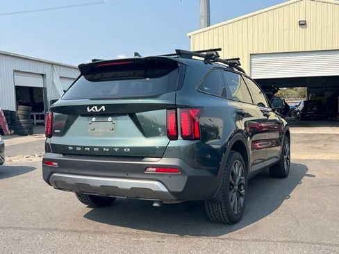 Certified 2022 Kia Sorento X-Line EX AWD/4WD image 9