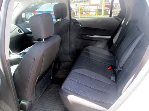 Used 2017 GMC Terrain SLE image 9