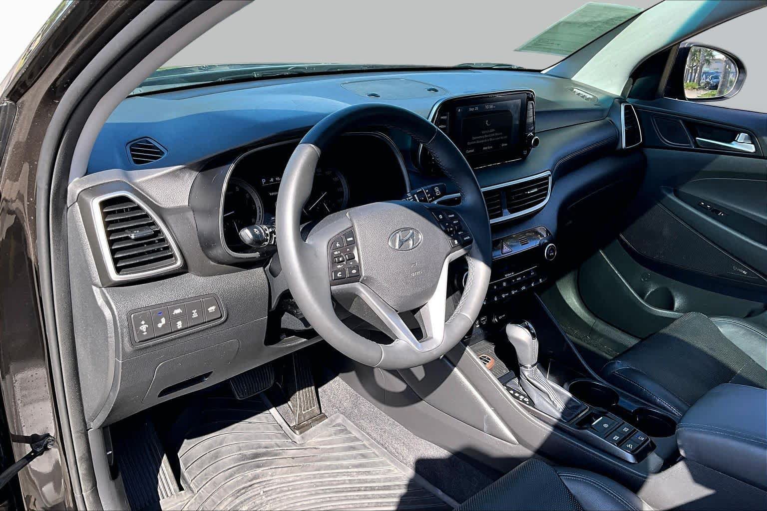 Used 2020 Hyundai Tucson Ultimate w/ Winter Weather Package AWD/4WD image 17