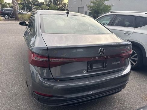 Used 2025 Volkswagen Jetta Sport FWD image 14
