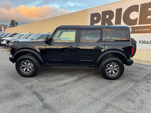 Certified 2025 Ford Bronco Badlands AWD/4WD image 8