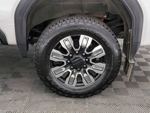 Used 2024 GMC Sierra 3500 Denali w/ Denali Reserve Package image 15