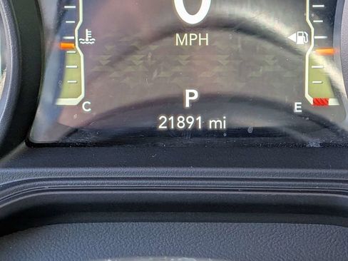 Used 2025 Jeep Wrangler Unlimited Sport AWD/4WD image 28