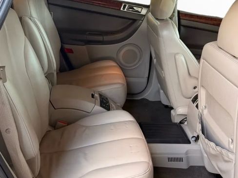 Used 2006 Chrysler Pacifica Touring AWD/4WD image 8