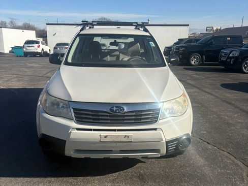 Used 2010 Subaru Forester 2.5X image 2