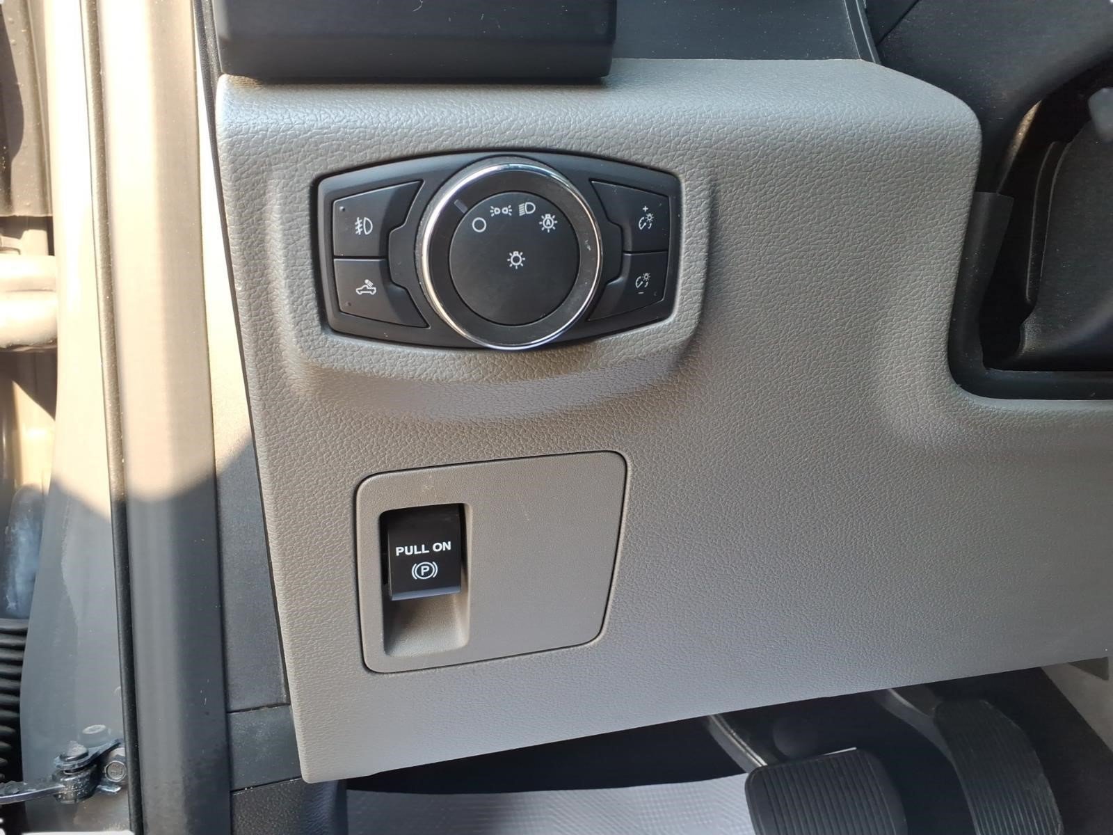 Used 2020 Ford F150 XL w/ Equipment Group 101A Mid AWD/4WD image 17