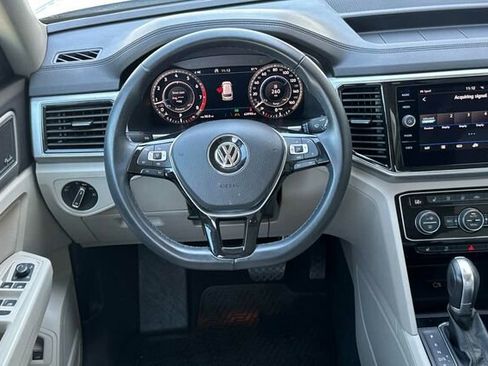 Certified 2019 Volkswagen Atlas SEL Premium image 14