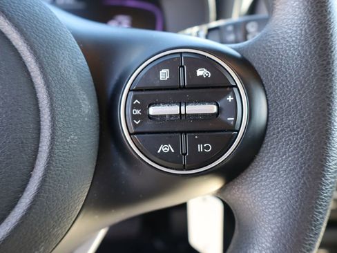 Used 2025 Kia Soul LX w/ Option Group 015 image 15