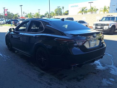 Used 2019 Toyota Camry SE image 7