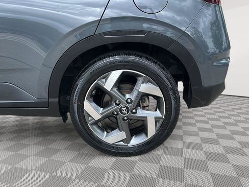 Certified 2023 Hyundai Venue SEL FWD image 10