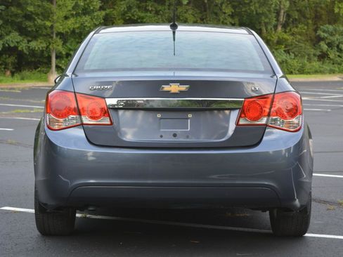 Used 2013 Chevrolet Cruze LT FWD image 6