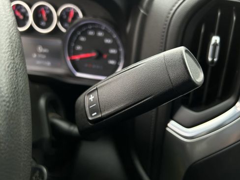 Used 2021 Chevrolet Silverado 2500 LT w/ Z71 Off-Road Package image 20