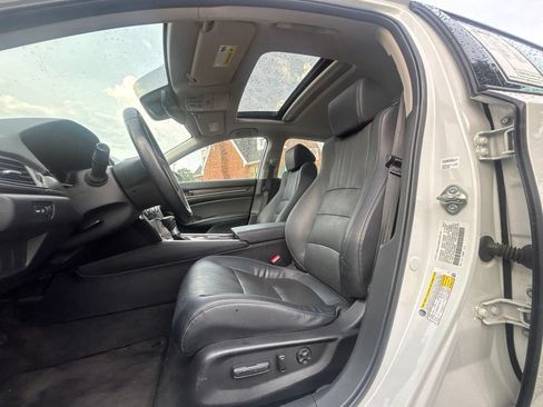 Used 2018 Honda Accord EX-L image 23