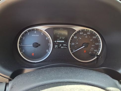 Certified 2025 Nissan Kicks Play S FWD image 11